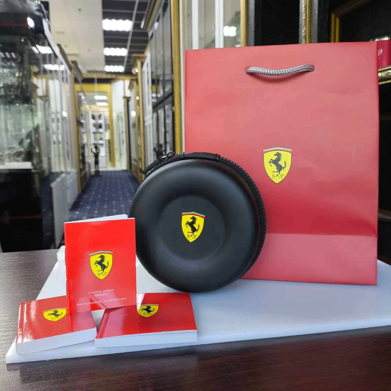 SCUDERIA FERRARI 0830002